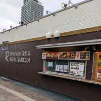 中之島バラ園の、Ｒ.RiversideGrill＆BEERGARDEN
