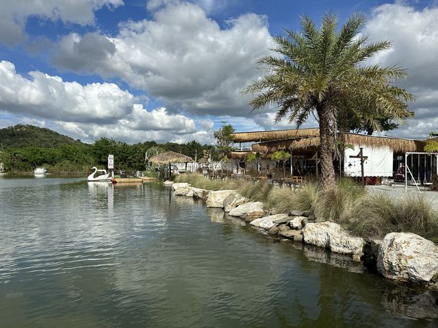 Camp Tales Cafe - Glamp and Grill