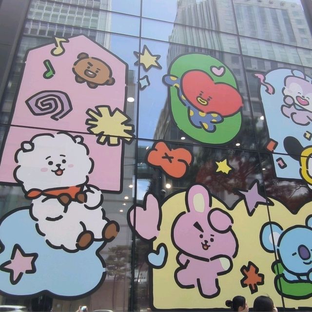 終於！明洞的 Line Friends 來了