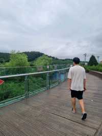 공중에 떠있는 아라전망대