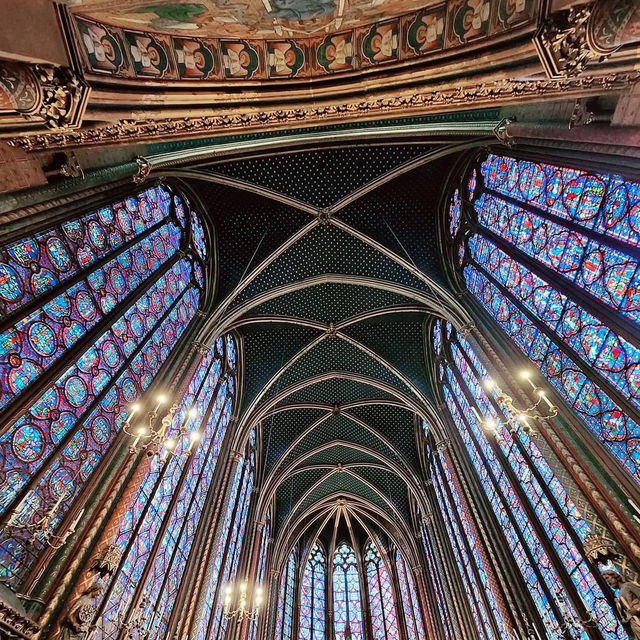 Must-visit: Saint Chapelle, Paris 🇫🇷