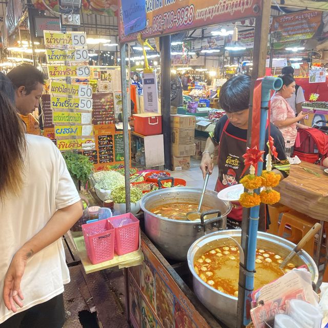 Owl night market @ Bangkok