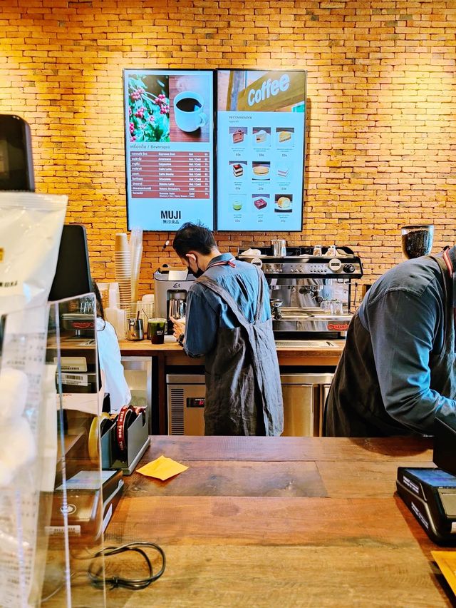 MUJI COFFEE CORNER CENTRAL CHIANGMAI AIRPORT 