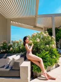  โรงแรมที่สระว่ายน้ำขนาดใหญ่พร้อมวิวทะเลพาโนรามา