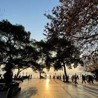 Romantic place await at dusk @ West lake, Hangzhou 