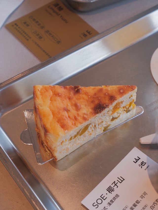 深圳海邊咖啡店，環境棒但咖啡和食物敷衍了事 