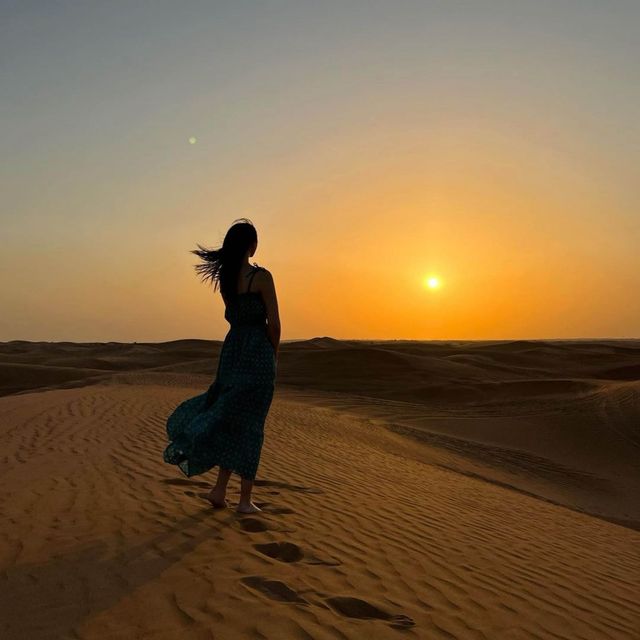 아라비아 사막에서 보는 일몰🌅
