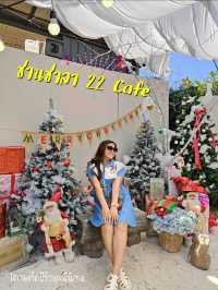 นั่งรถไฟจิ๋วที่ชานชาลา 22 คาเฟ่