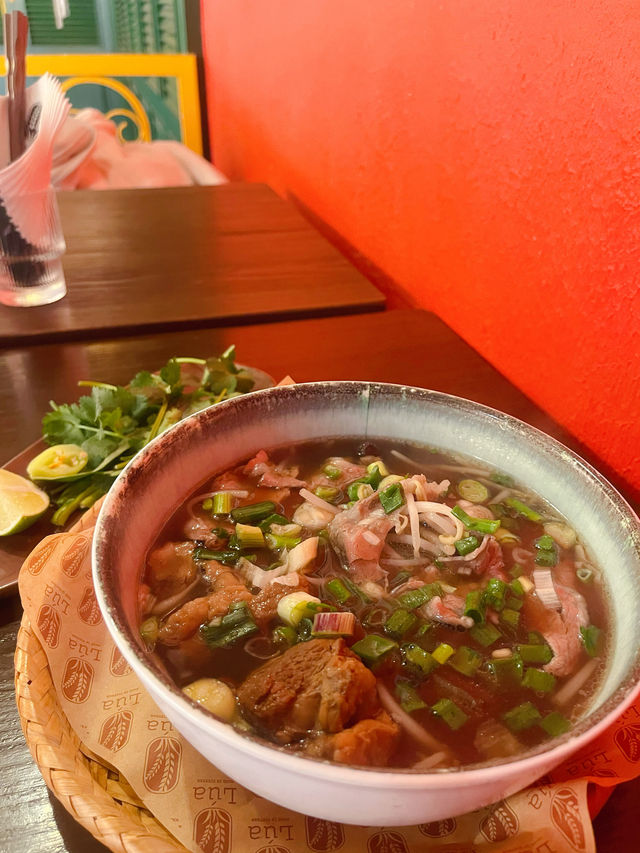 浪漫正宗越南餐廳🇻🇳 漫天燈籠🏮越南廚師主理