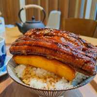 月亮下休閒美食