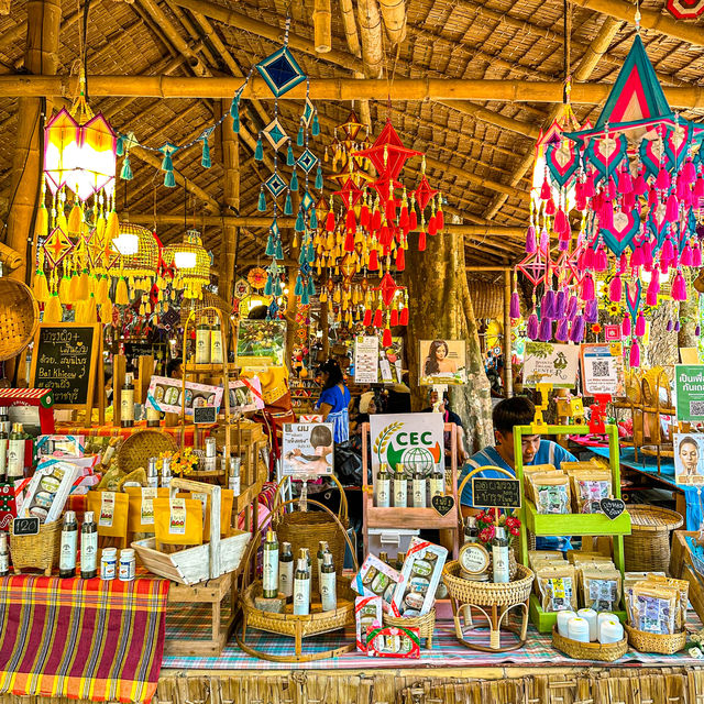 โอ๊ะป่อย ตลาดเช้าริมธาร ราชบุรี