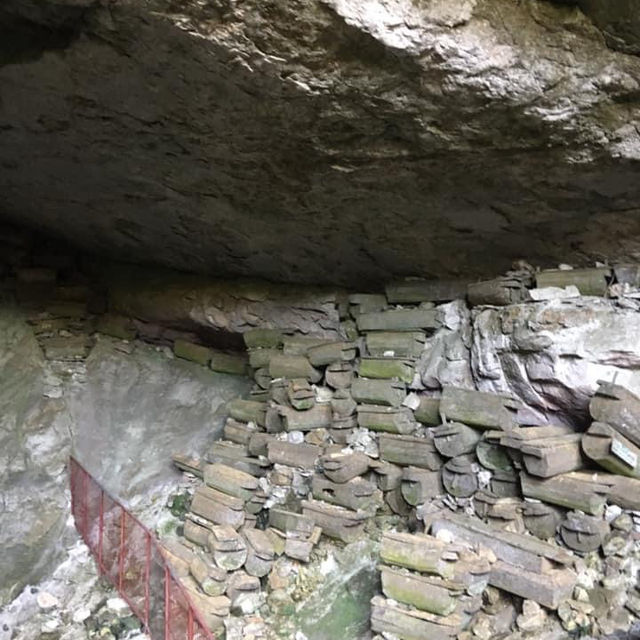 Lumiang Burial Cave in Sagada 