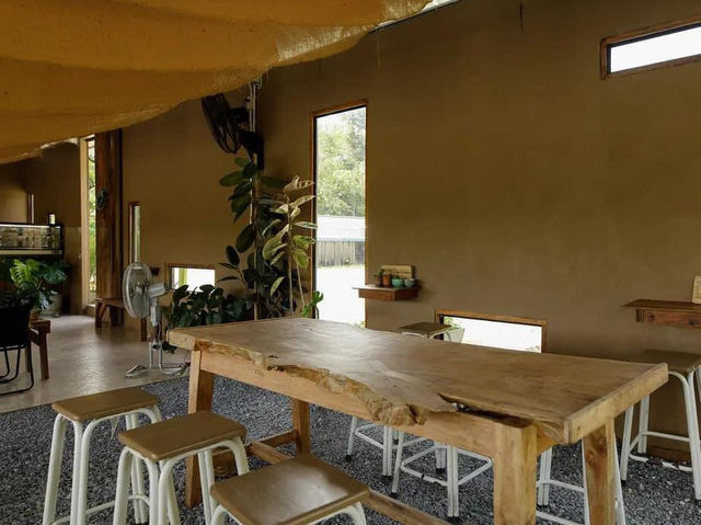Behind The Mountain Camping & Cafe