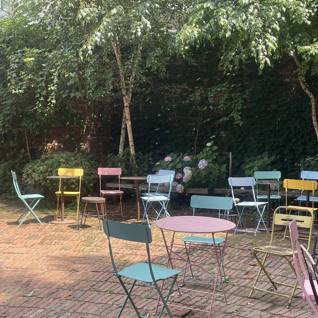 갤러리인가 미술관인가 카페인가 ‘할아버지공장‘