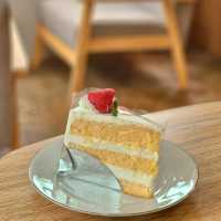 ☕PROM'S CAFE & EATERY