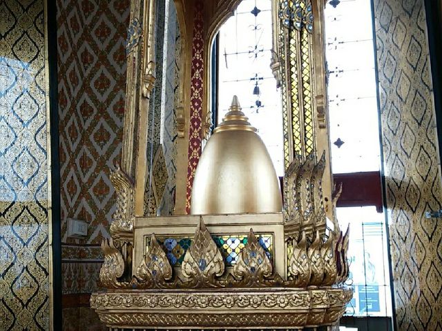ขึ้นโลหะปราสาท..กราบพระบรมสารีริกธาตุ