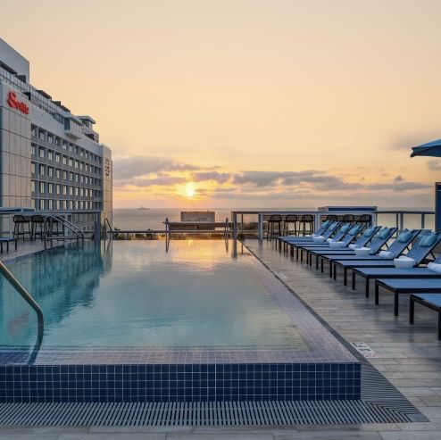 AC Hotel Miami Beach: A Blend of Modern Comfort and Beachfront Charm