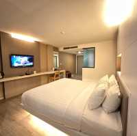 วันนี้ขอมารีวิวโรงแรม The Zense Boutique Hotel
