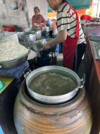 ข้าวต้มปลาอินทรีย์ ทีเด็ดแยกพลับพลาชลบุรี