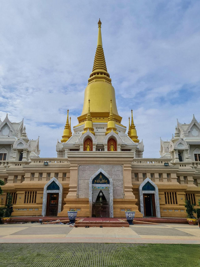 สักการะ หลวงพ่อรวย วัดตะโก 🙏✨