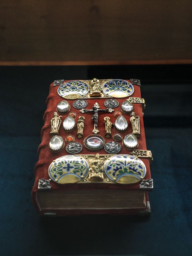 【プラハ🇨🇿】世界一美しい図書館のあるストラホフ修道院