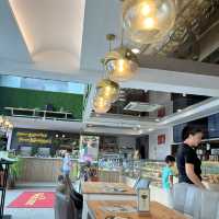 Breakfast at Seven Oaks Bakery