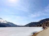 高山湖泊漫步體驗