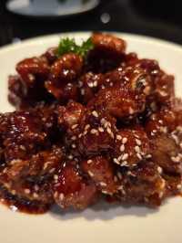 大大碟的餸菜，飽飽地回去