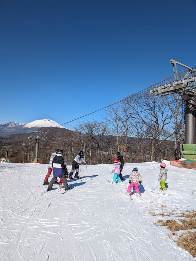 🇯🇵長野「輕井澤王子飯店滑雪場」滑雪？購物？傻傻分不清楚！