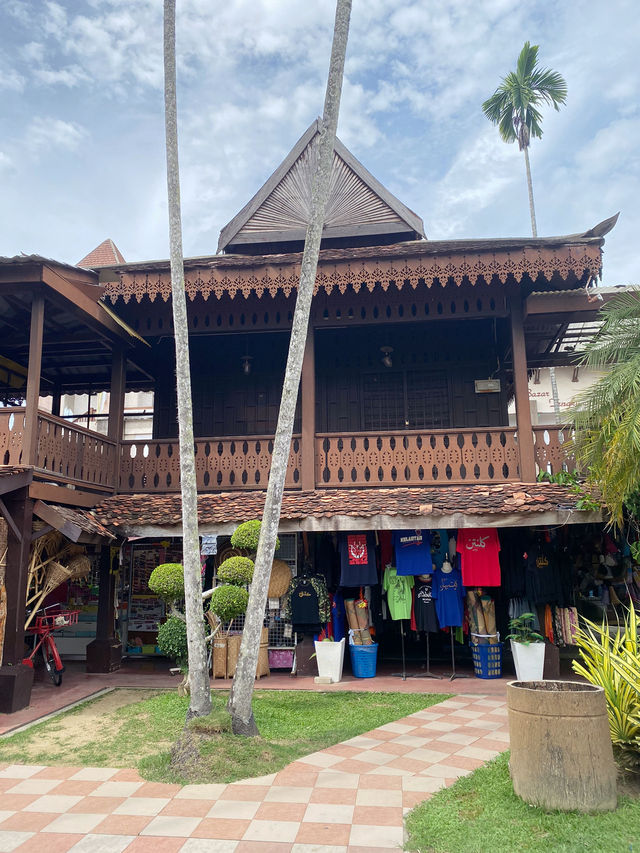 Discover local treasures in Kelantan! 