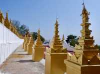 Umin Thonze Pagoda 