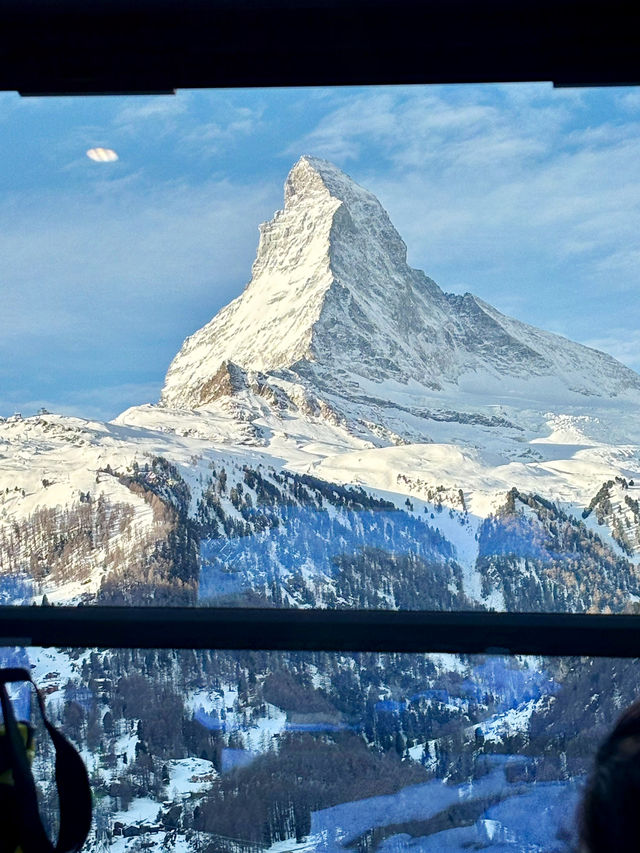 【瑞士】策馬特(Zermatt)：搭乘登山火車欣賞馬特洪峰