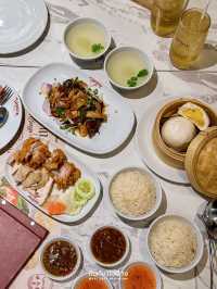 🍚🐔 ไห่หนาน ร้านข้าวมันไก่ที่สีลม