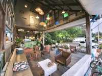 “ร้านอาหารแม่คูซีน” ร้านวิวสวยบางปู