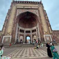 Royalty of Taj Mahal & Fatehpur Sikri