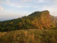 เขาสันหนอกวัว เดินป่ากาญจนบุรี ทองผาภูมิ