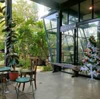 Crystal café ใกล้ the mall korat 
