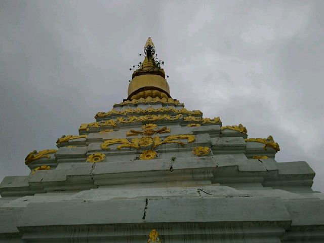 พาคุณพ่อเดินเล่นในเมืองเชียงราย วัดเจ็ดยอด