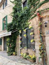Valldemossa Unveiled: A Winter Morning in Mallorca’s Most Charming Village