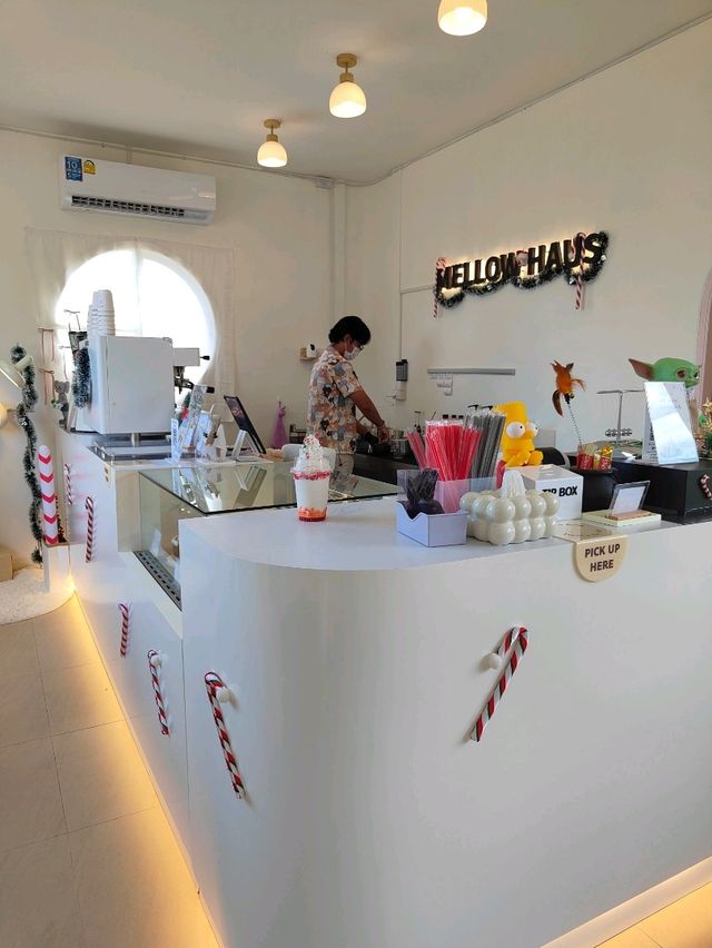 Mellow Haus Cafe @ชุมแพ