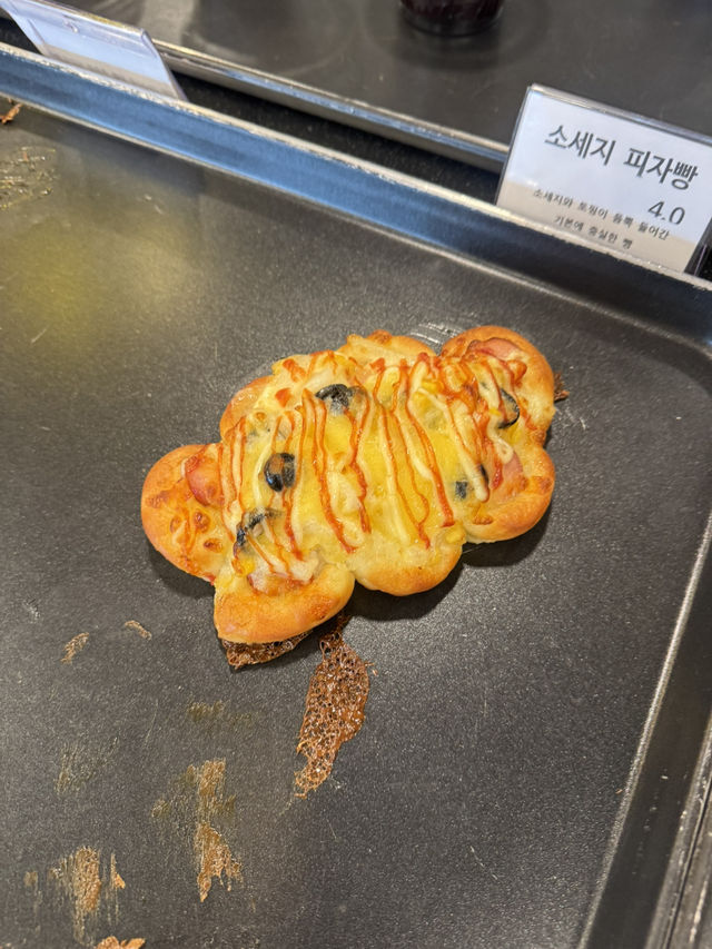 달맞이길 멋스러운 분위기의 베이커리 카페 마크빈