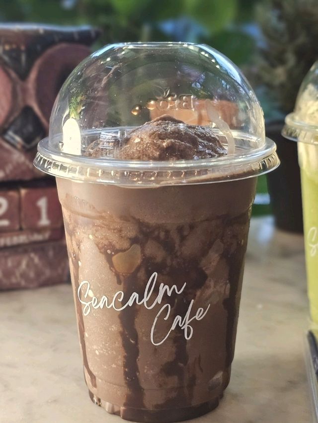 คาเฟ่สวย  ภูเก็ต