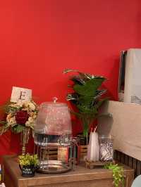 Popular spot for fried chicken lovers in Jeli