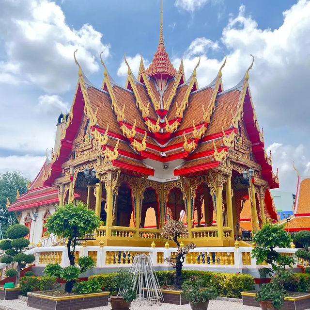 ศาลย่านาค วัดมหาบุศย์