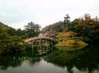 栗林公園-日本回遊式庭園代表，四國賞櫻好去處