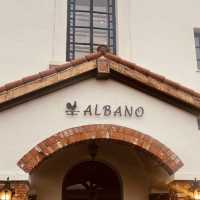 A Must-Visit for Scenic Dining!
