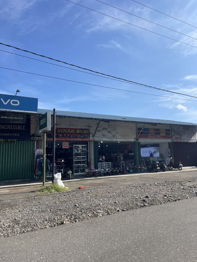 Driving Through Ruteng: A Journey Worth the Extra Miles 🚗⛰️