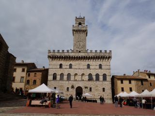 From the City Hall of Montepulciano, enjoy the green landscapes of Tuscany.