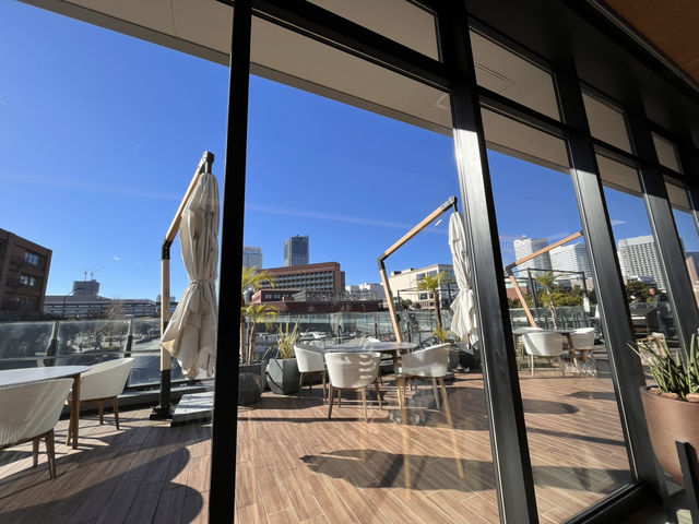 インターコンチネンタル横浜Pier 8の屋上夜景と朝食@横浜