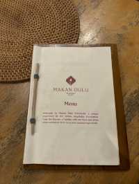 Makan Dulu where cozy come to dine with you 🍽️🌴